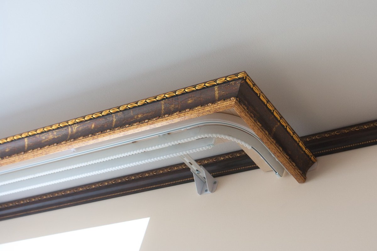 Багетный карниз Леруа Мерлен