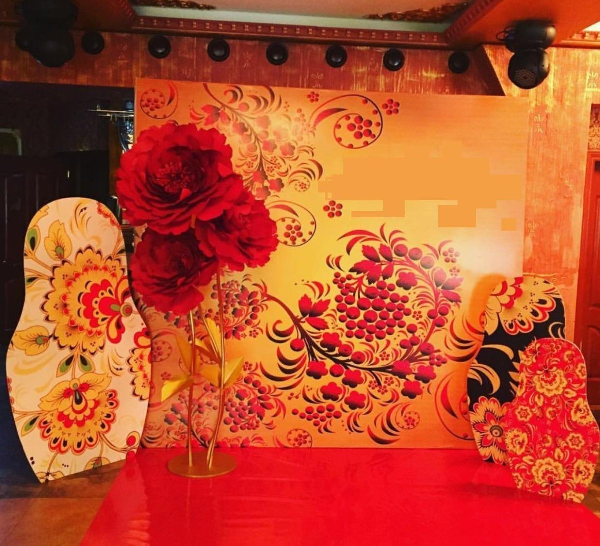 Украшение сцены в стиле хохломы