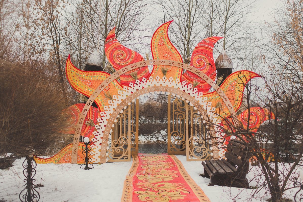 Декорации в русском народном стиле