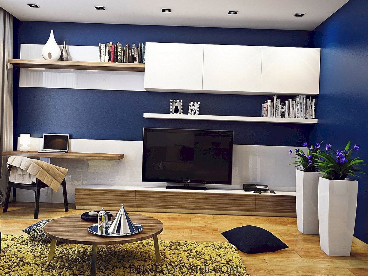 Гостиная с компьютерным столом