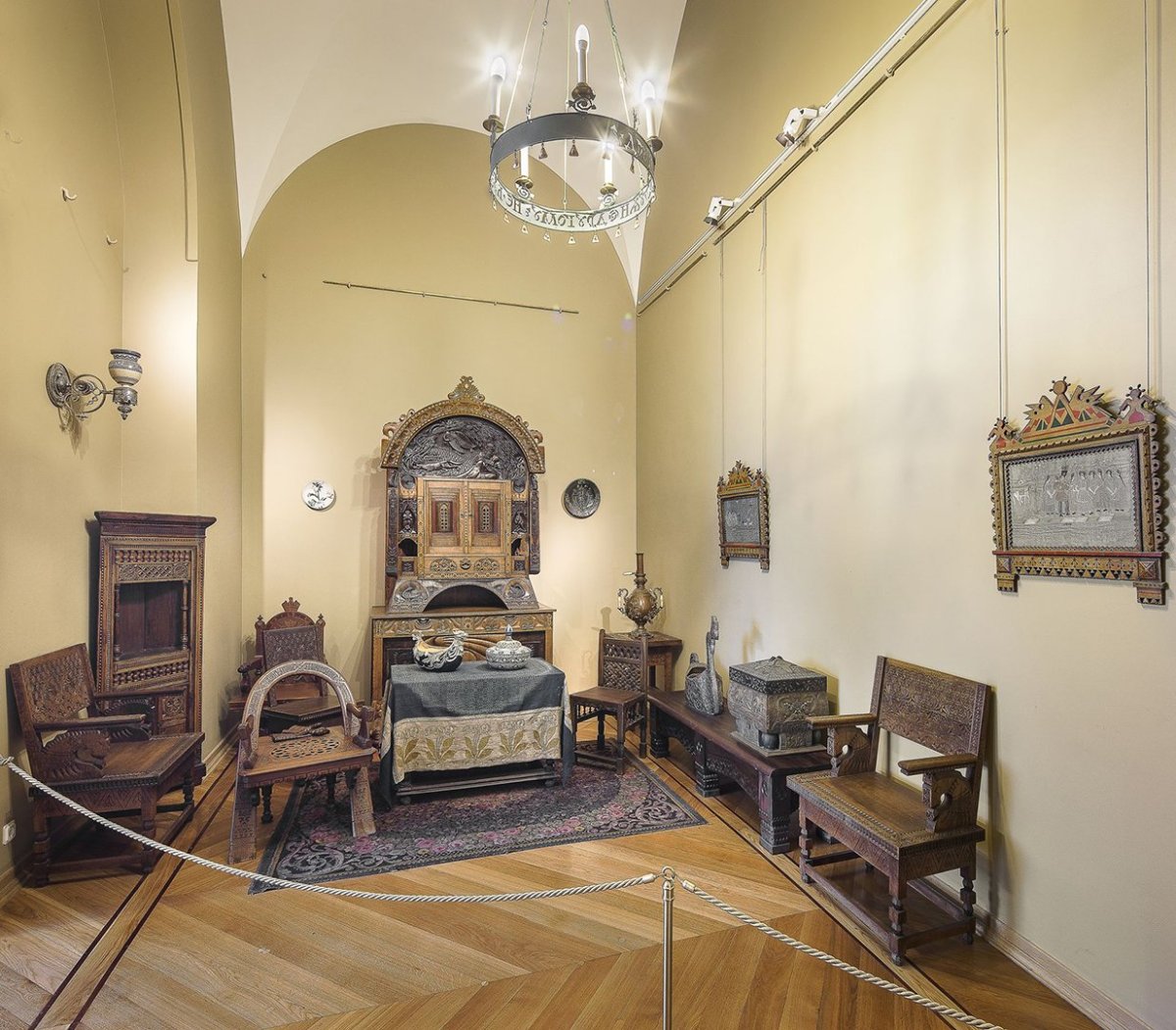 Зал в неорусском стиле Эрмитаж