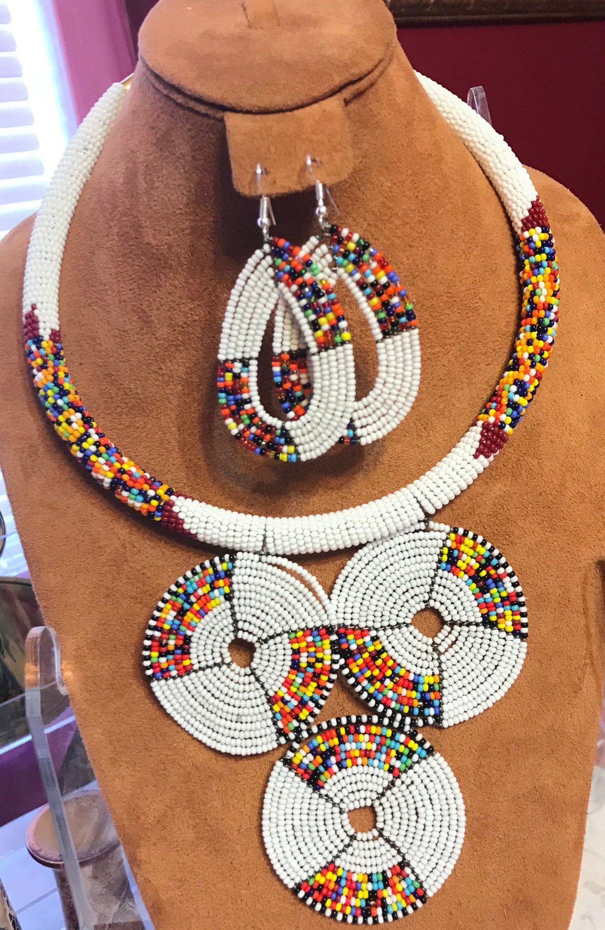 Бисерные украшения Этси