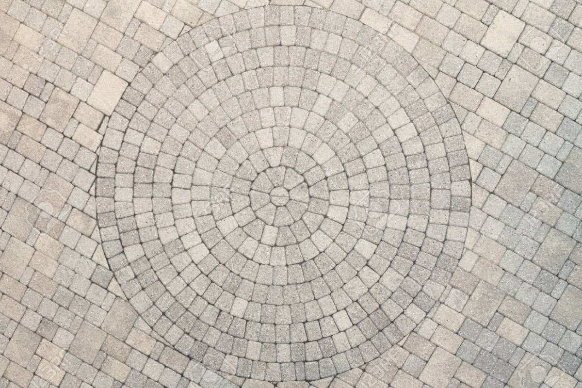 Раскладка тротуарной плитки по кругу