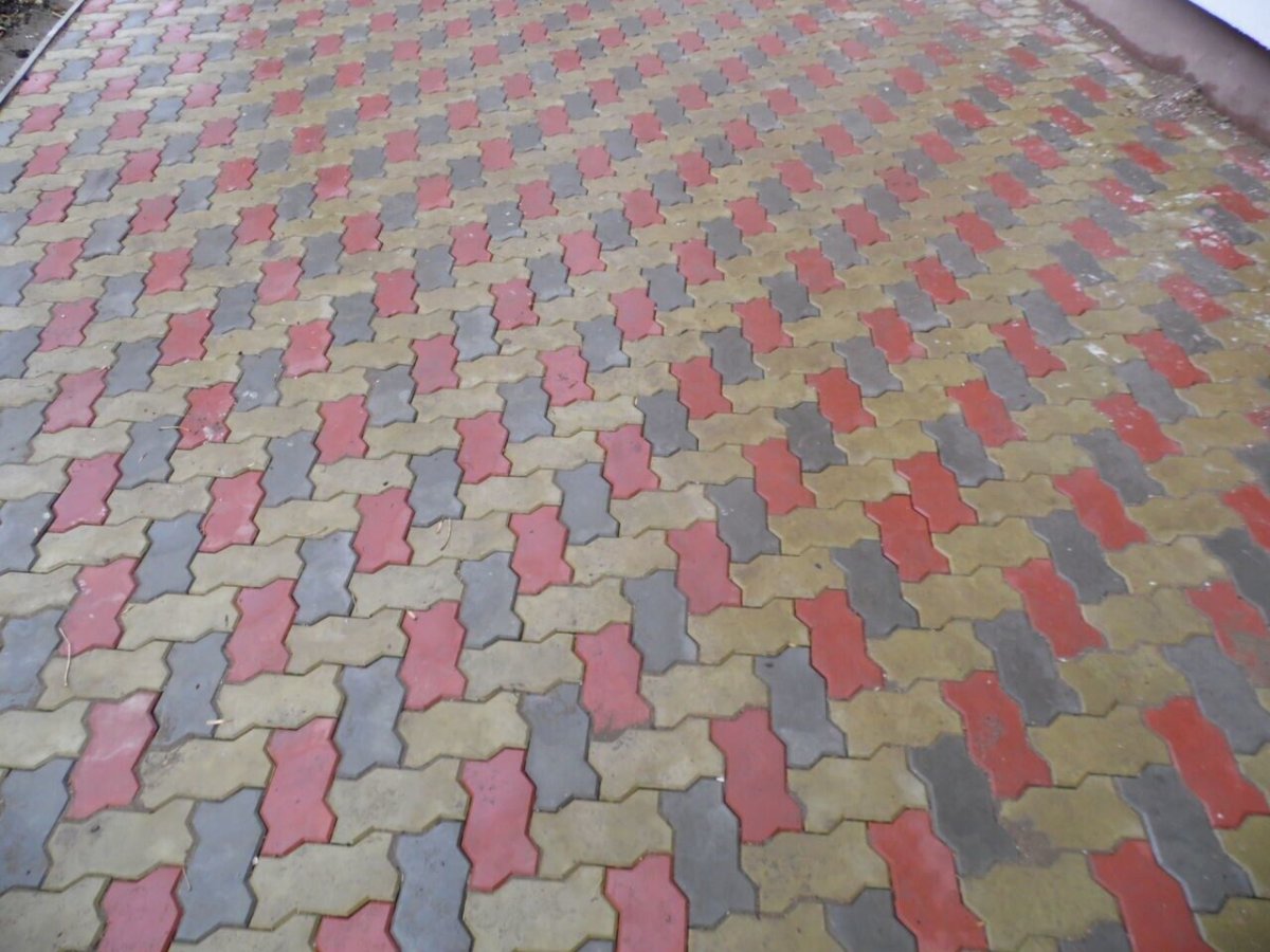 Укладка тротуарной плитки волна