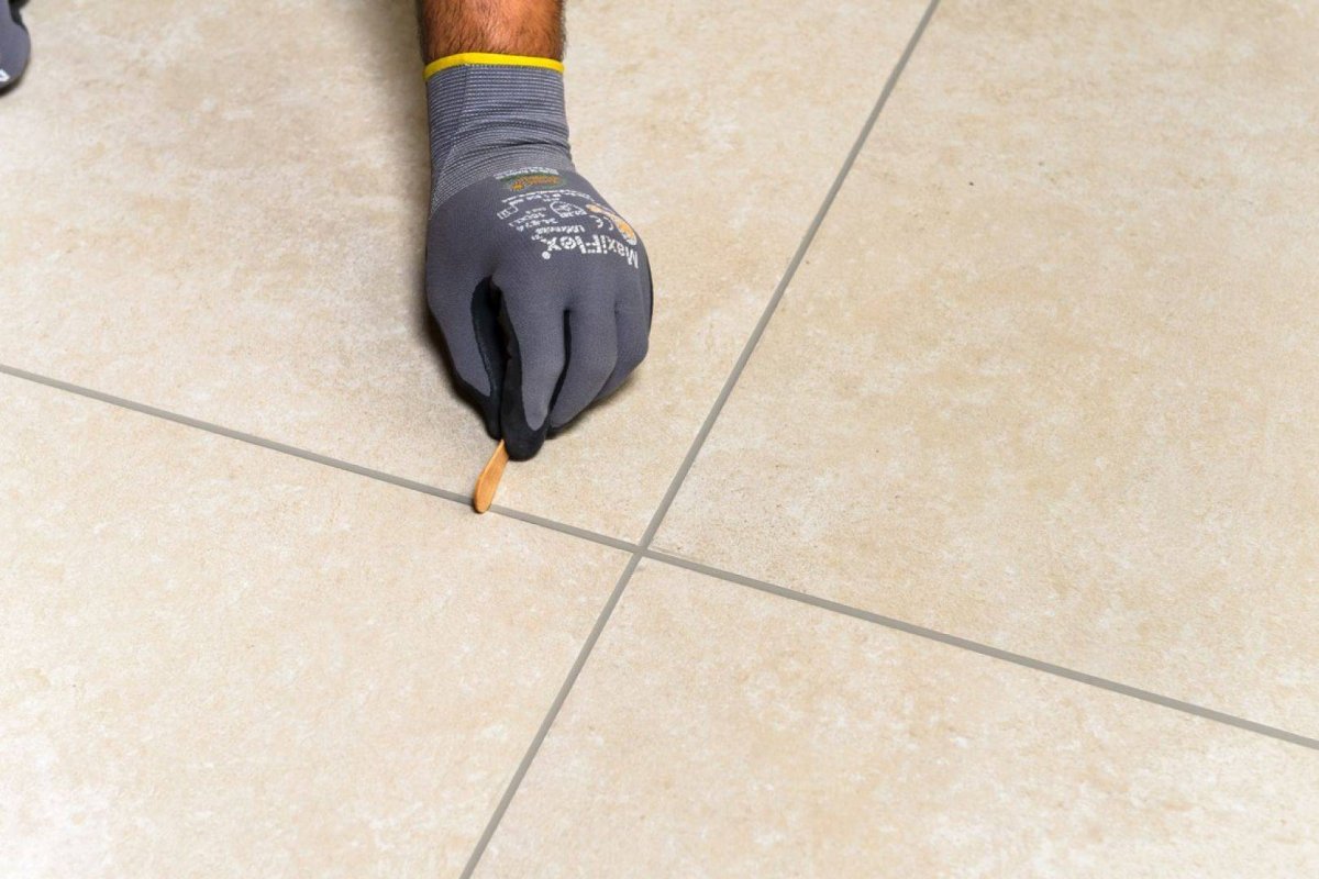 1. Керамогранит Estima 600x600 (или аналог) c затиркой швов (шов 2 мм) , 10мм