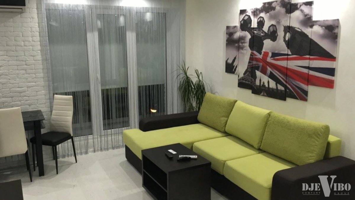 Угловой диван в хрущевке