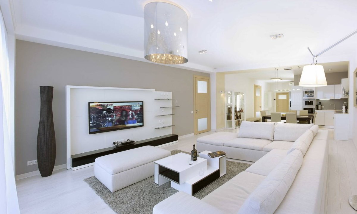 Интерьер светлая большая гостиная