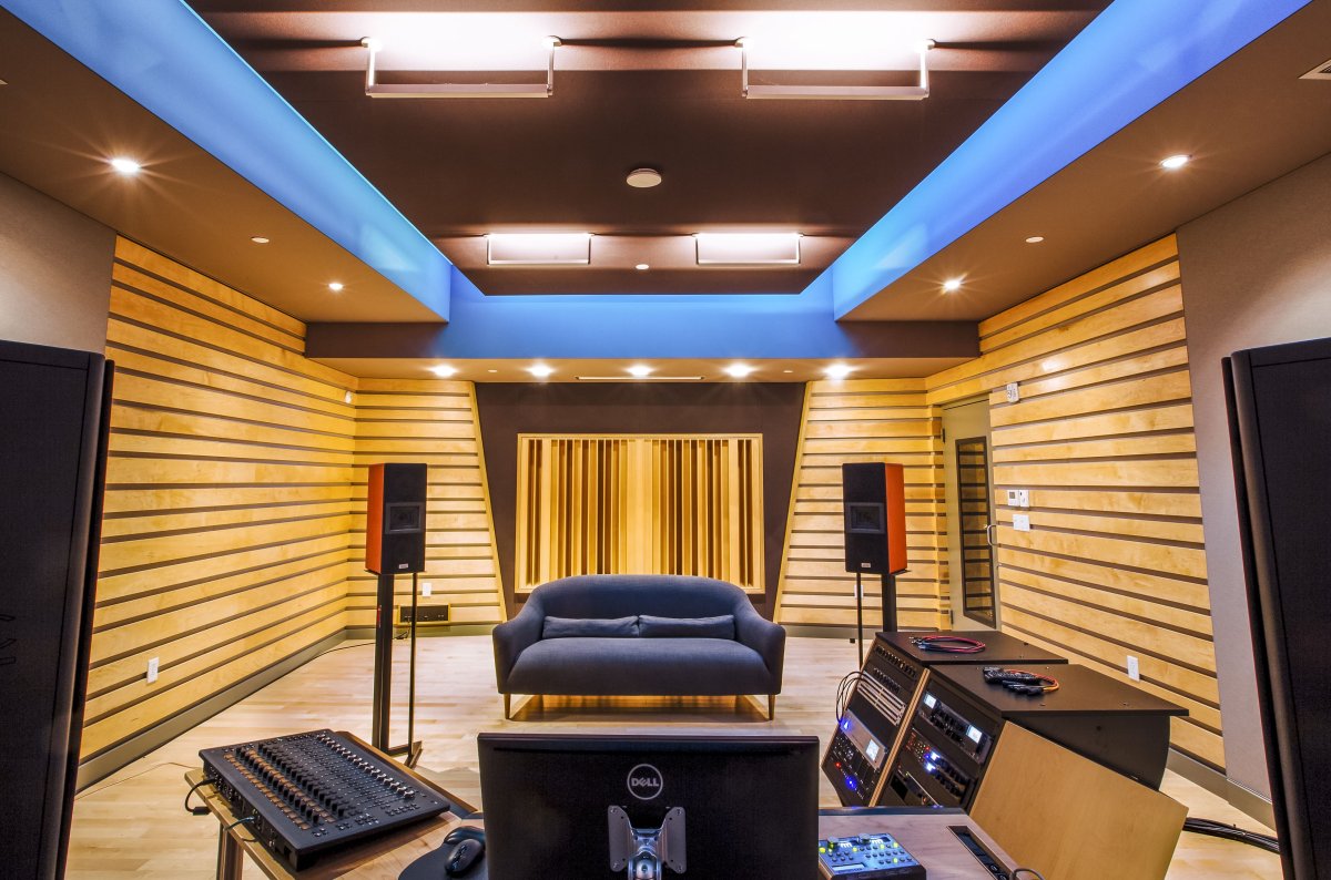 Цветовая гамма студии звукозаписи