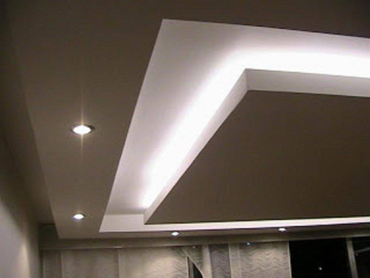 Гипсокартонный потолок прямоугольный