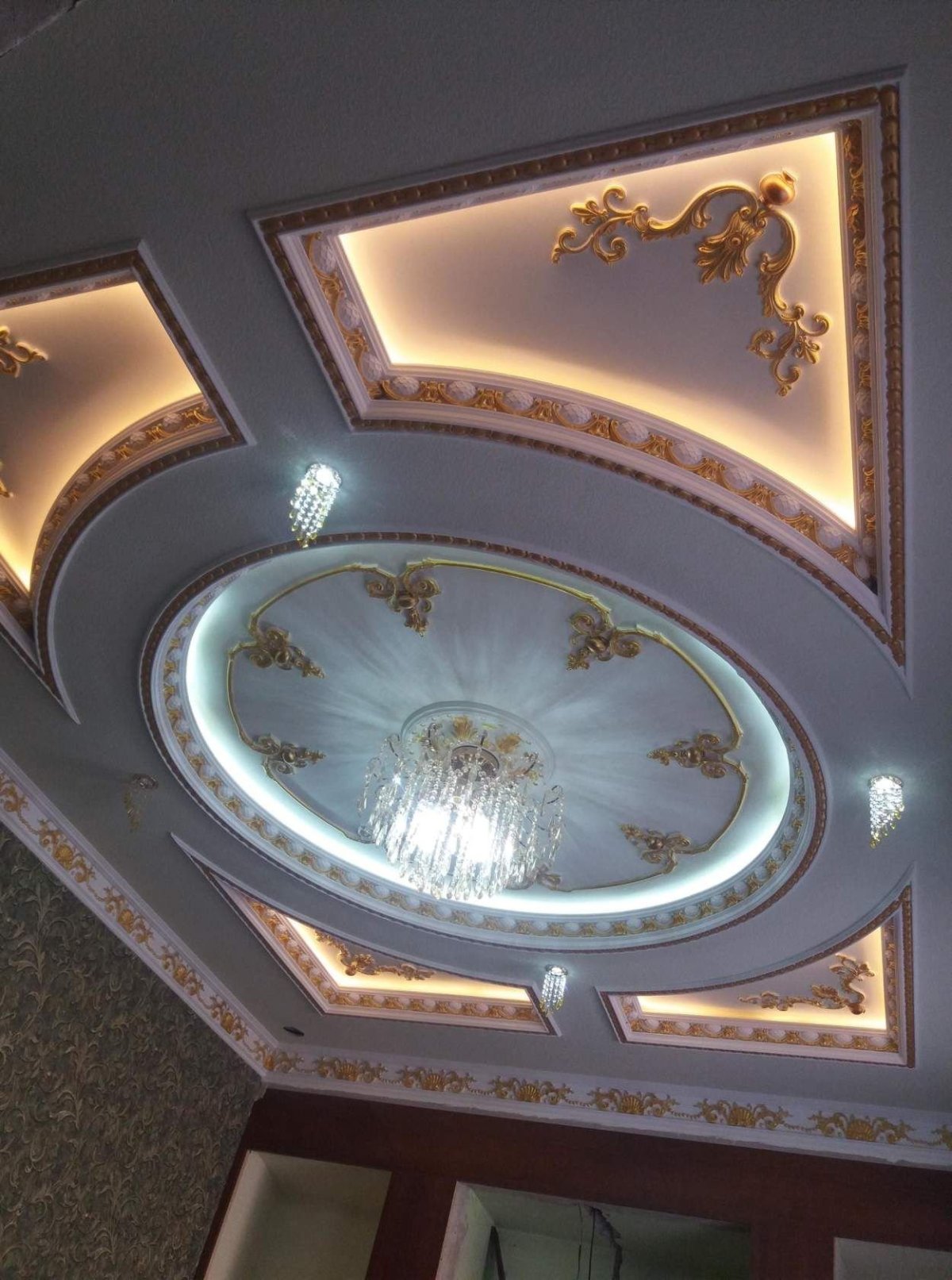 Фигура паталоклар гипсокартон