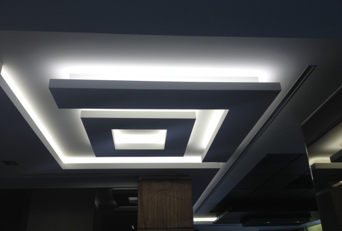 Потолок с подсветкой