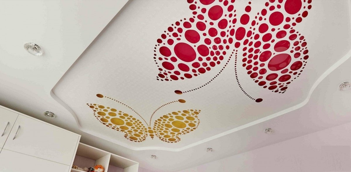 Натяжные потолки apply красный