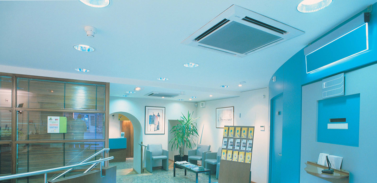 Кассетный кондиционер для офиса