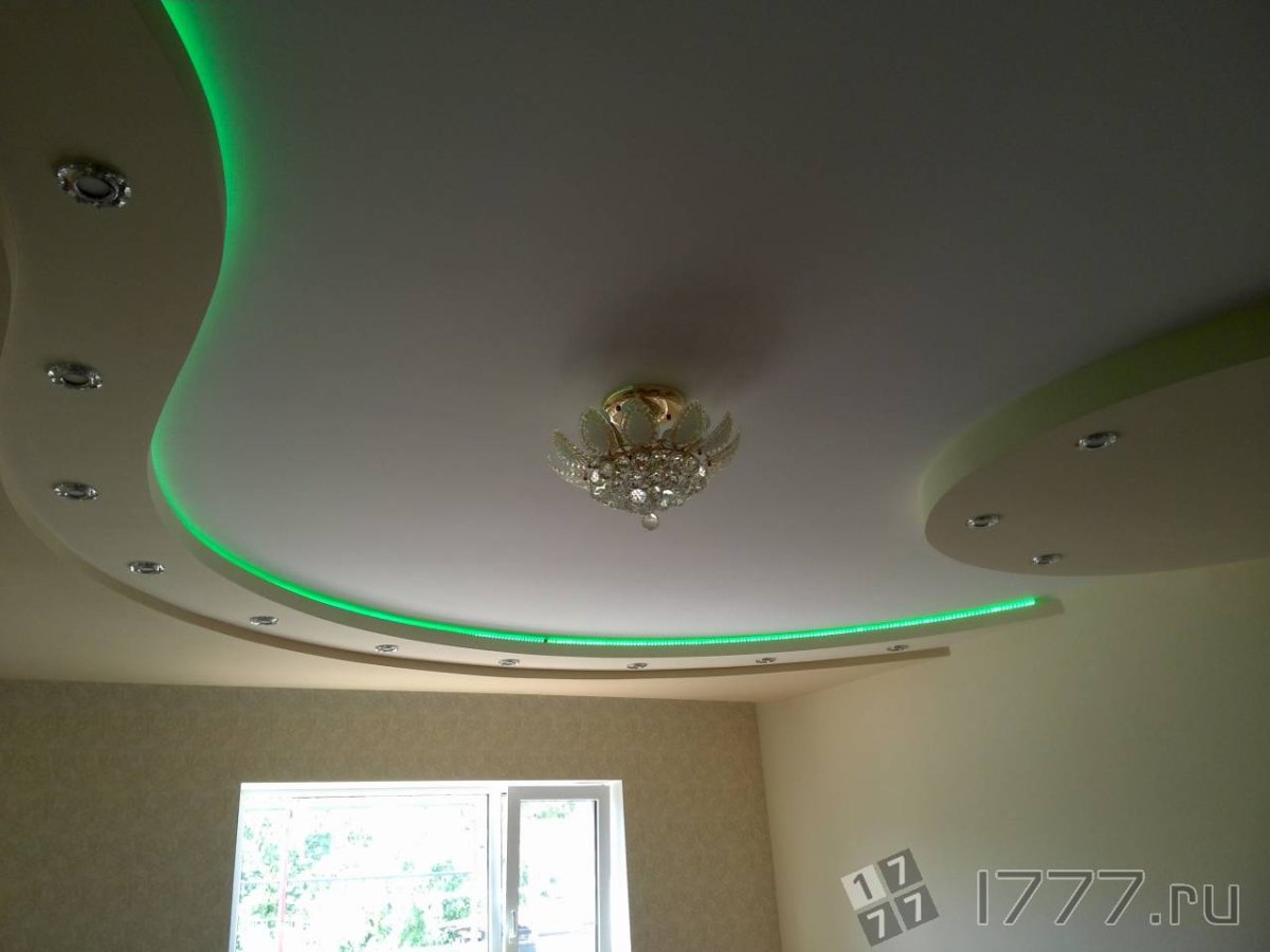 Потолок из гипсокартона с подсветкой