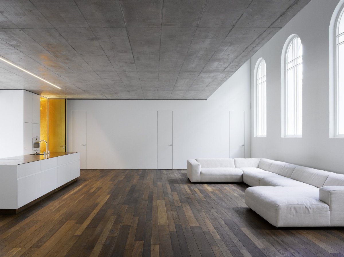 Шлифованный бетонный потолок