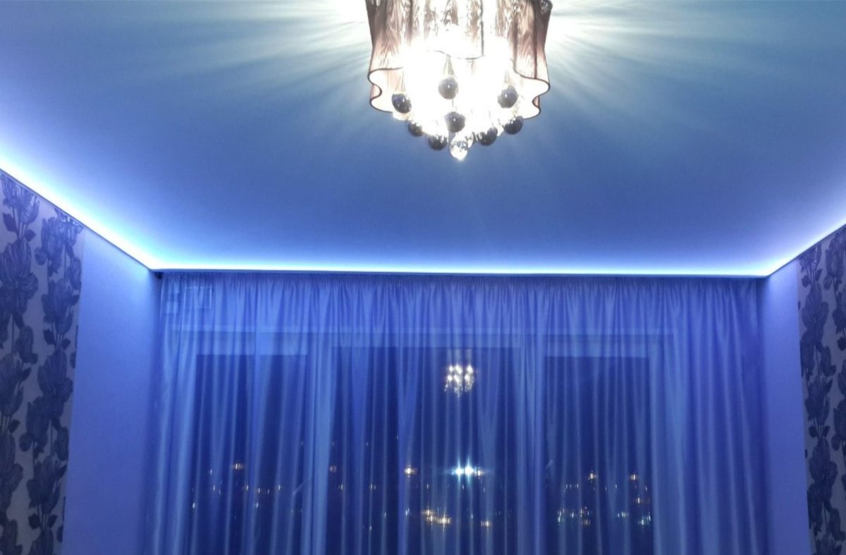 Клин для натяжного потолка