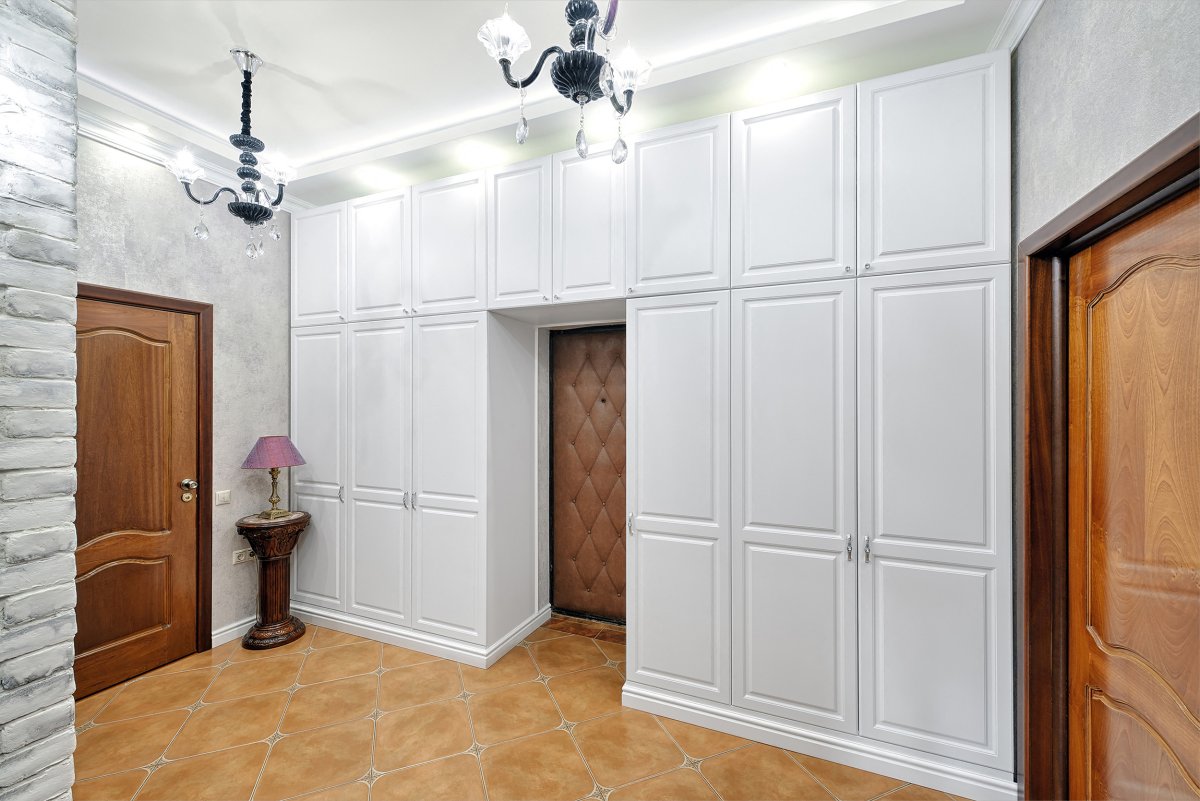 П образная прихожая