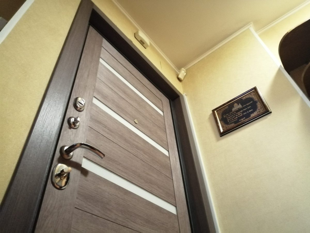 Наличники на входную дверь