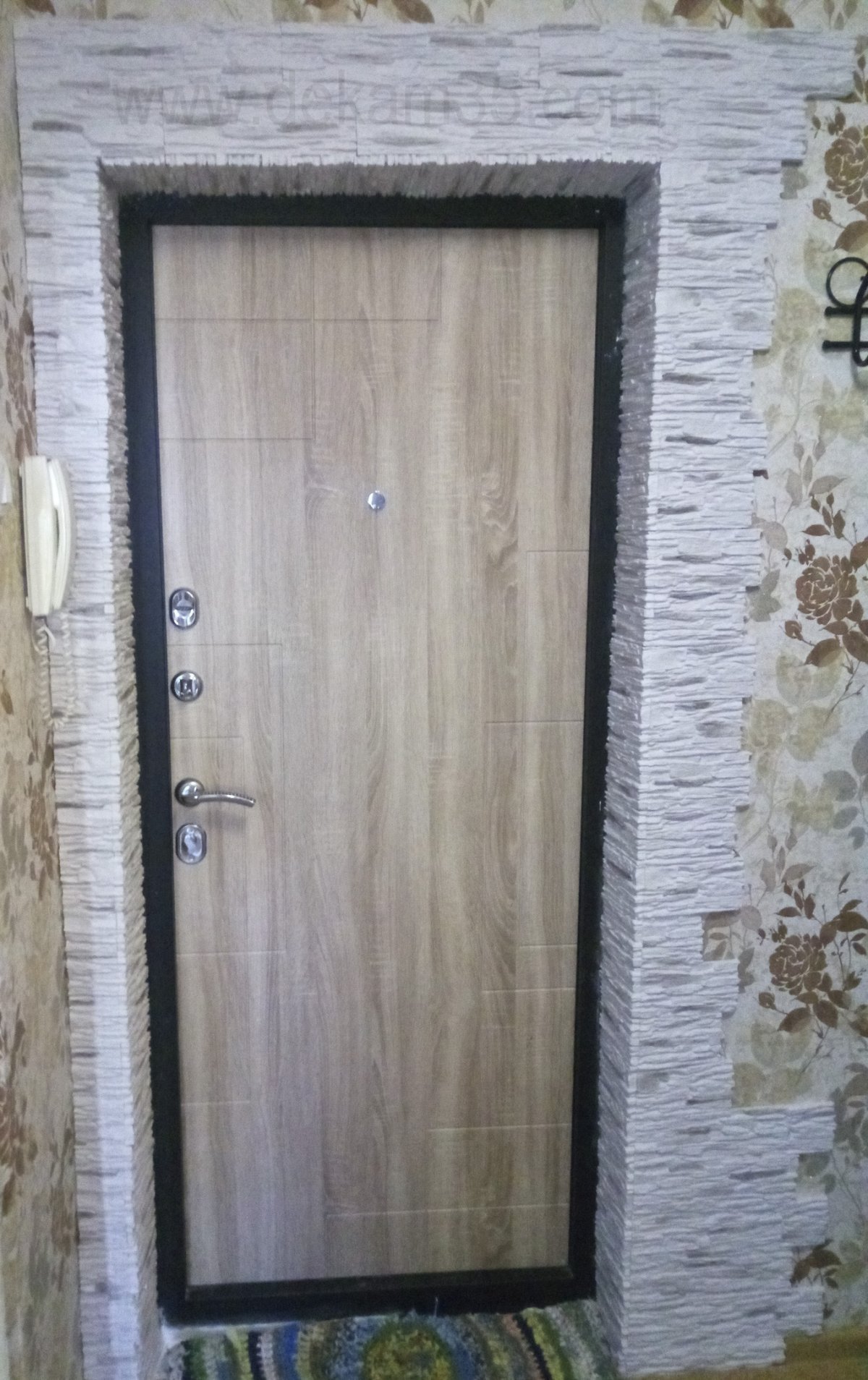 Отделка дверных откосов