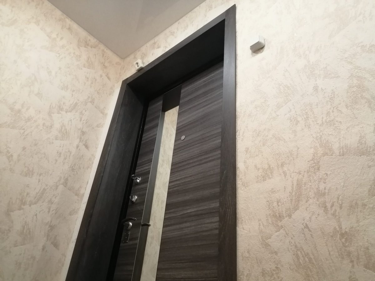 Дверные откосы обоями