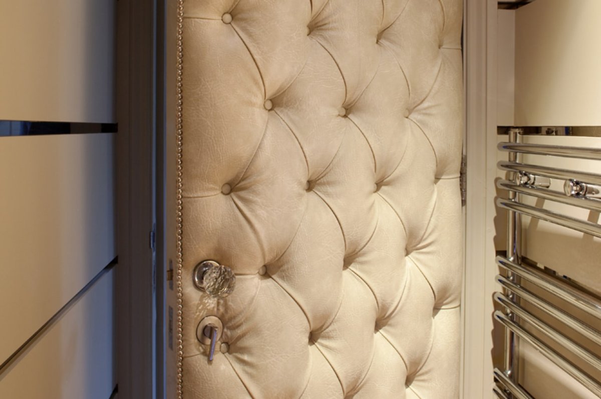 Двери Отделанные кожей