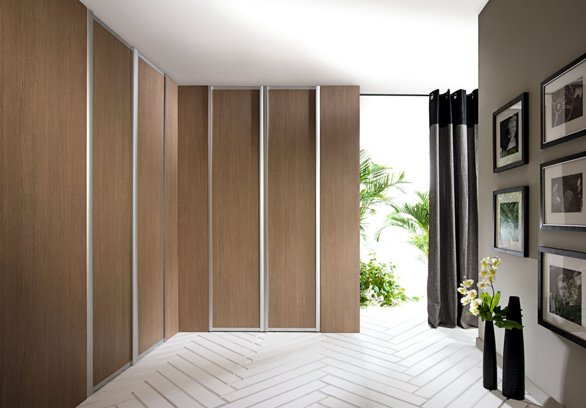 Складные двери шкаф Komandor