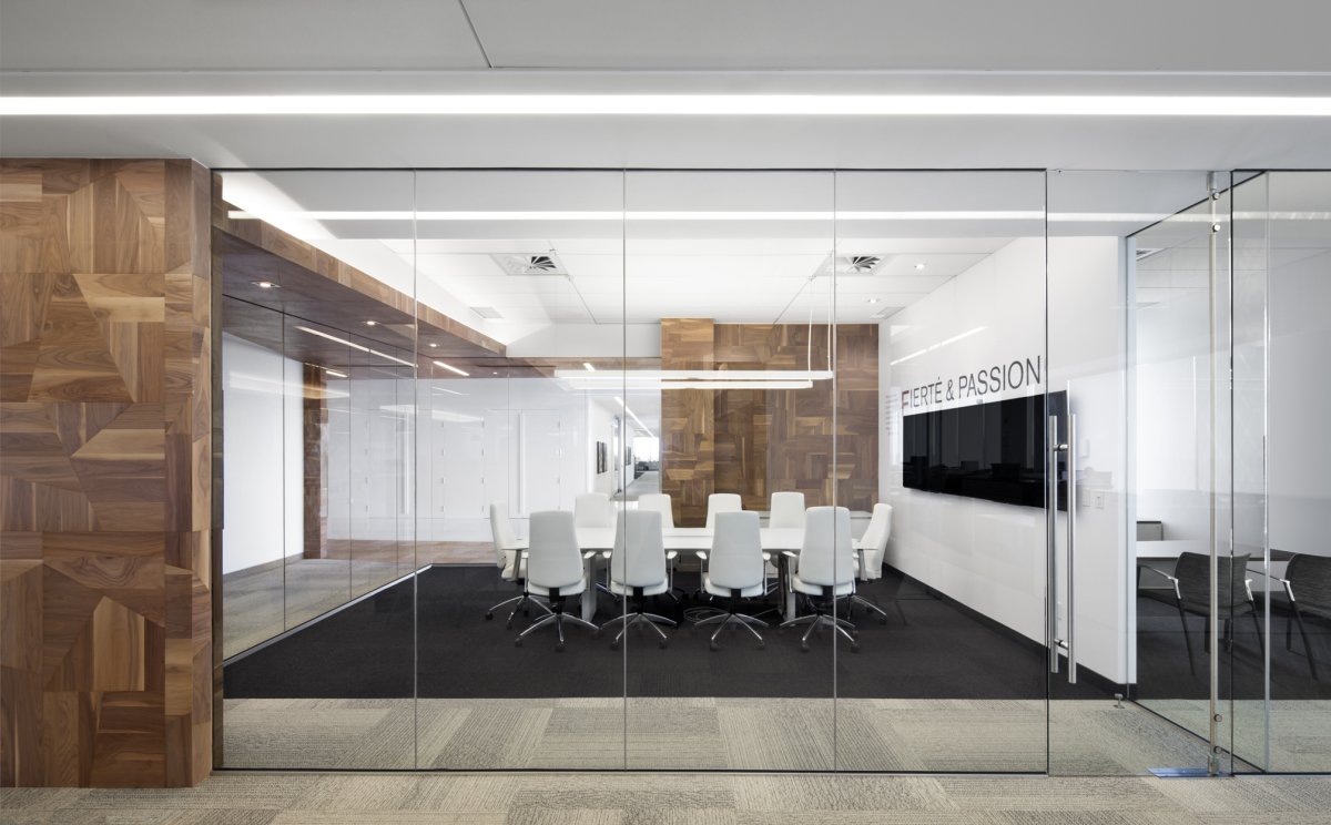 Современный офис интерьер стеклянные перегородки