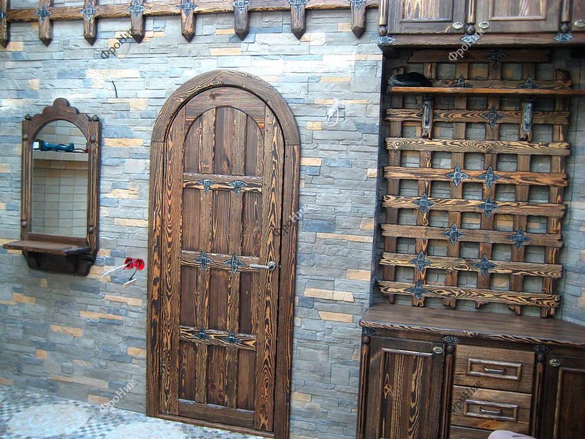 Двери под старину