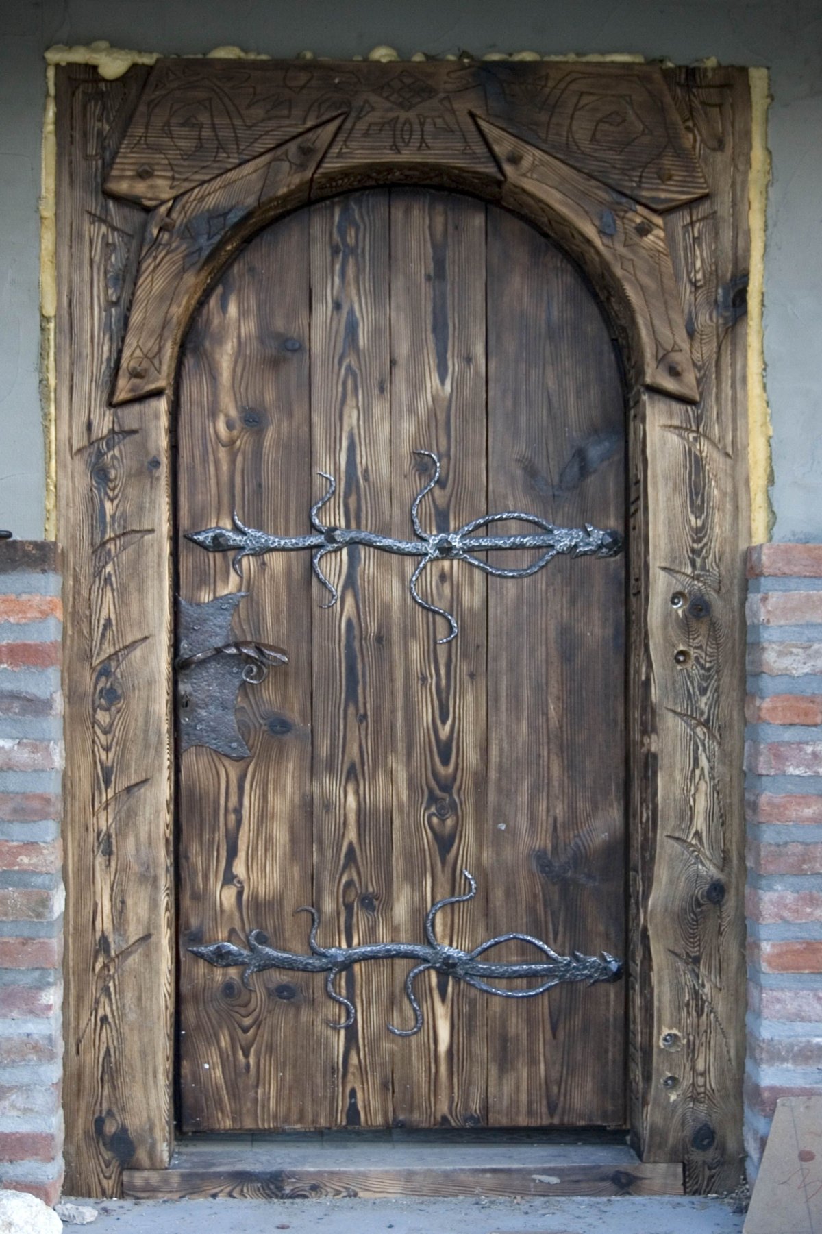 Старая деревянная дверь