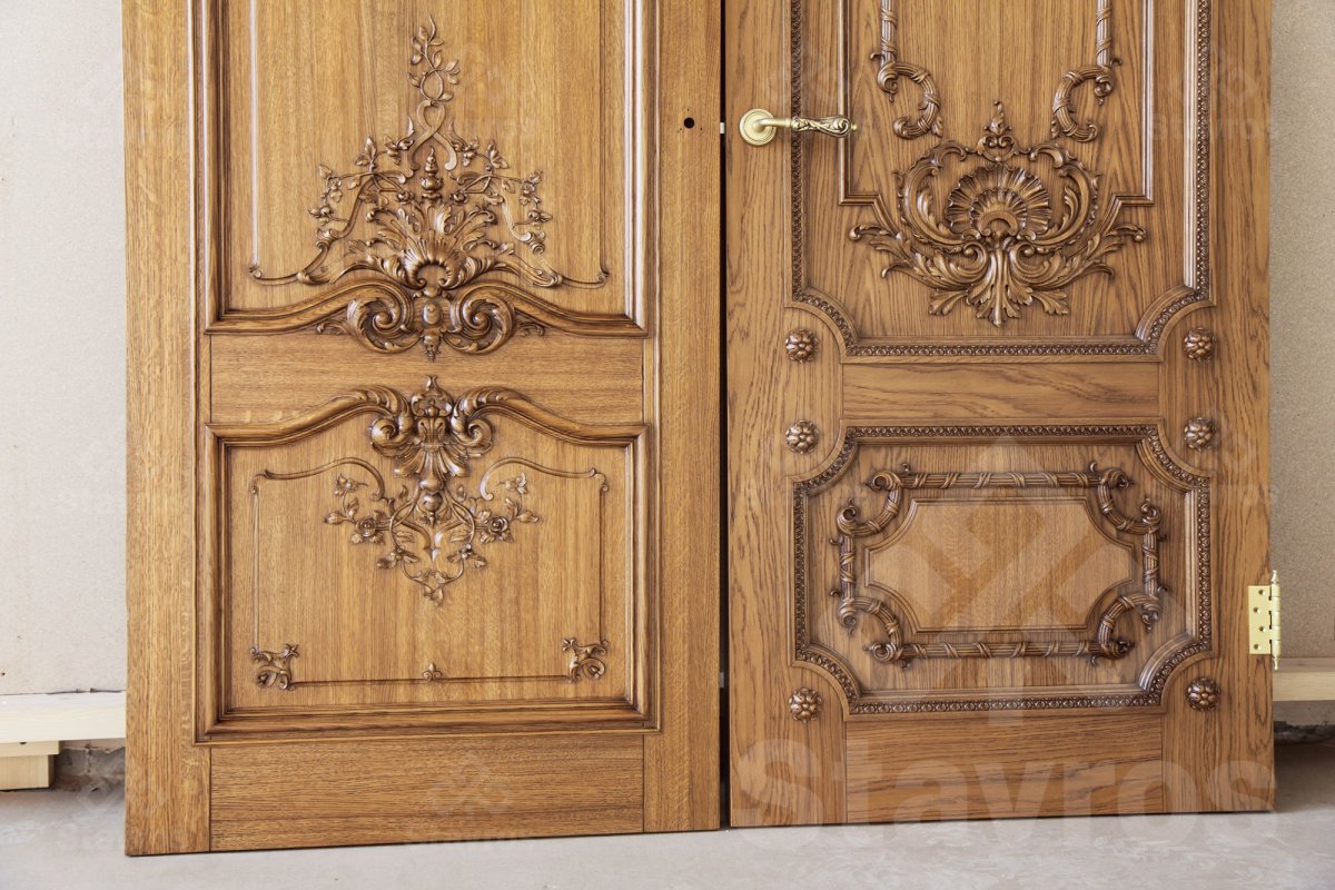 Резные двери Ставрос