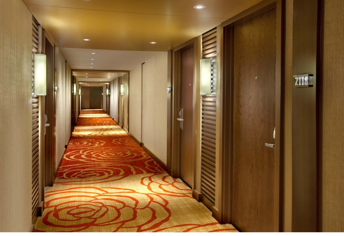 Холл коридор Хилтон