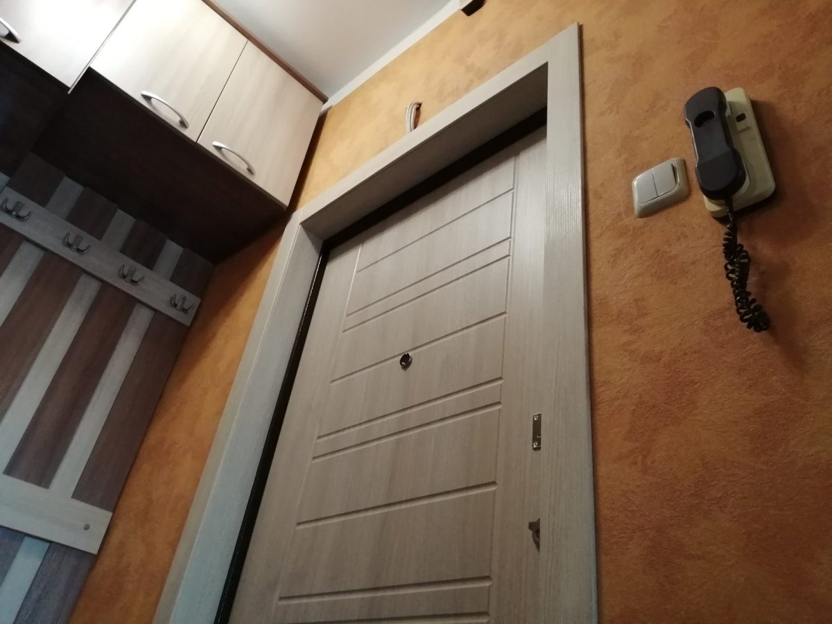 Доборы на входные двери