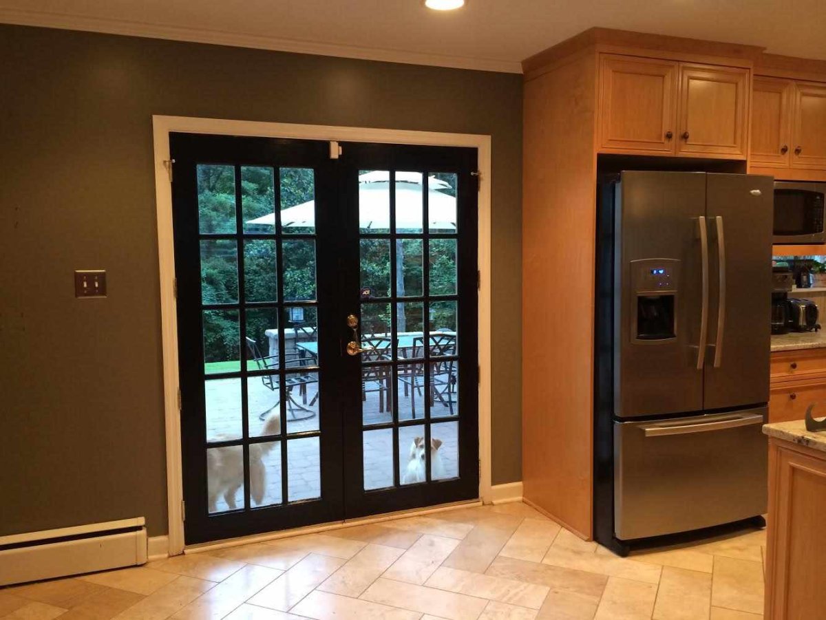 Пластиковая дверь на кухню