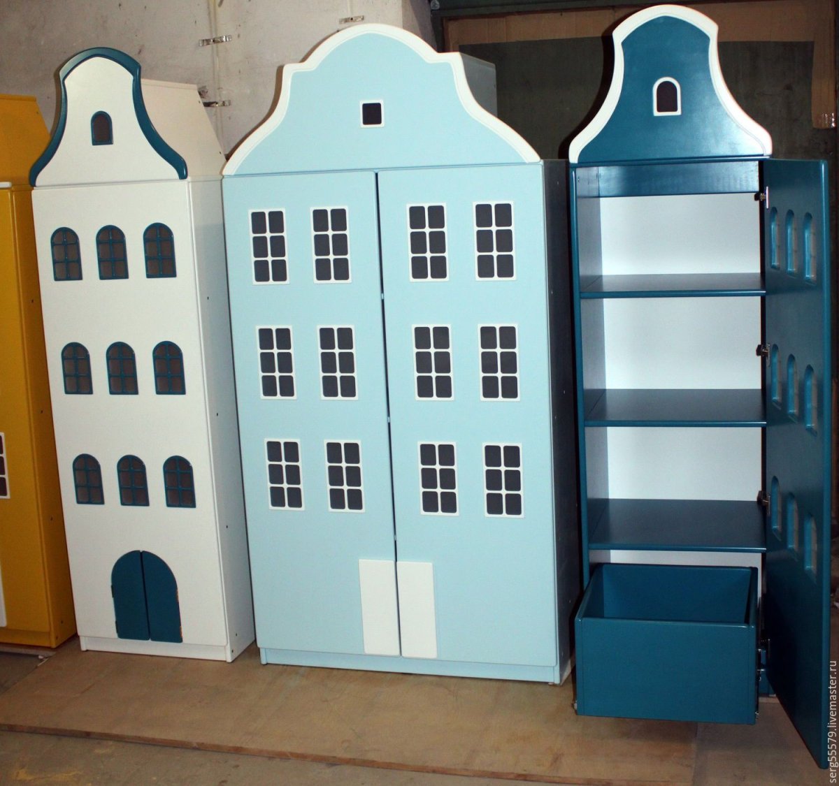 Детские шкафчики домики