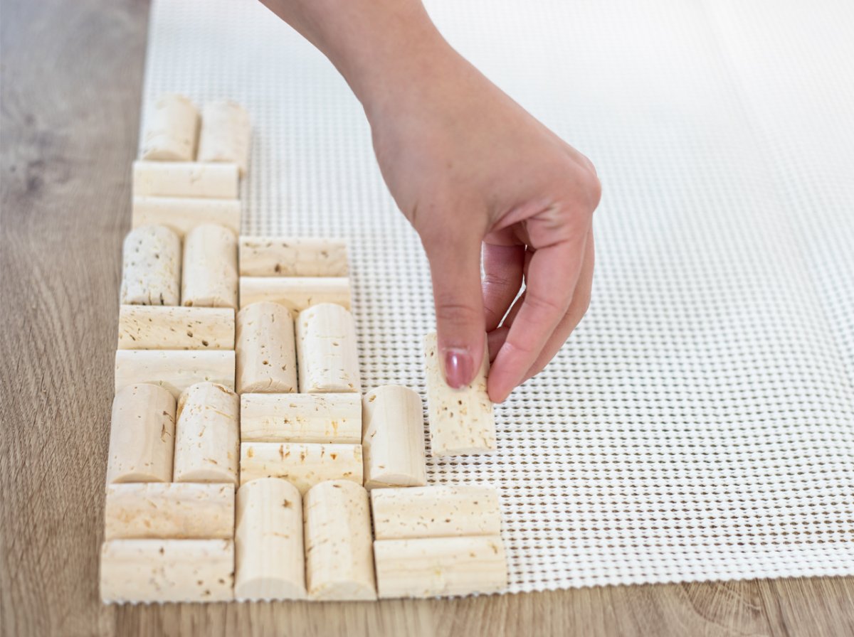 Коврик из пробок