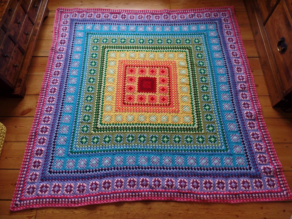 Ковер Бабушкин квадрат