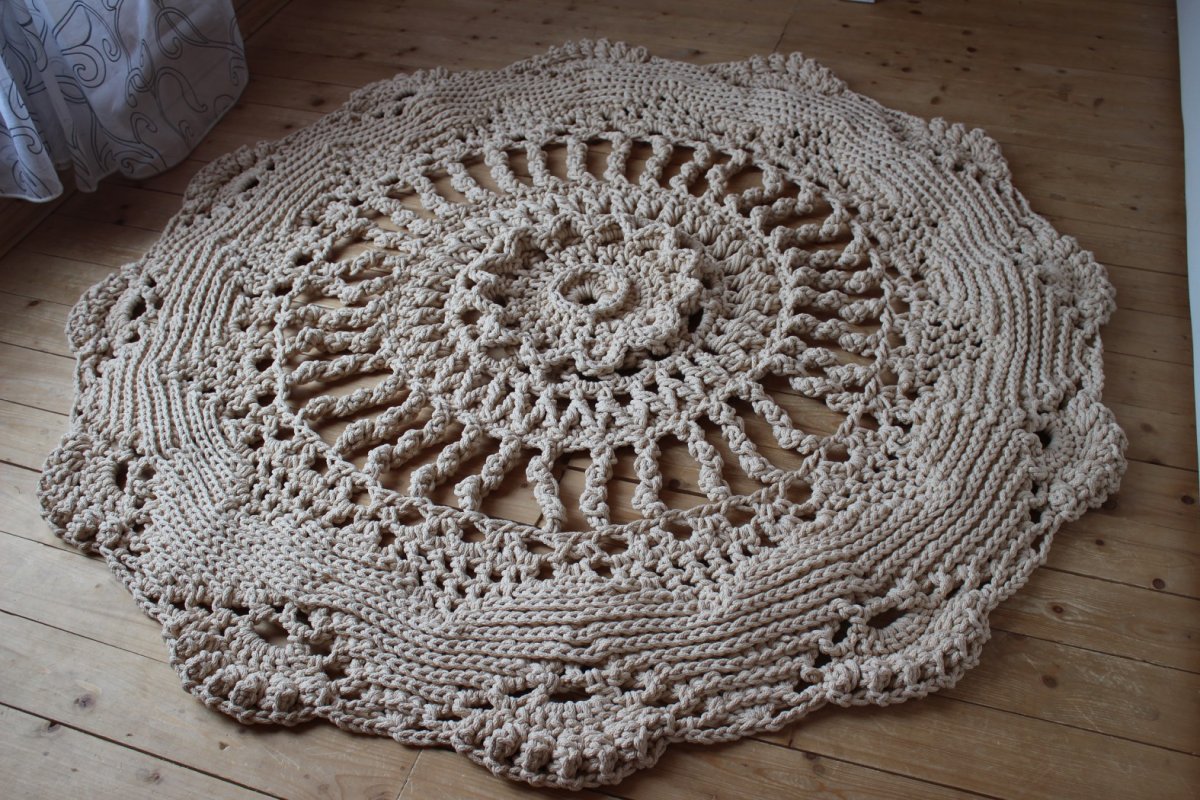 Ковры из полиэфирного шнура крючком