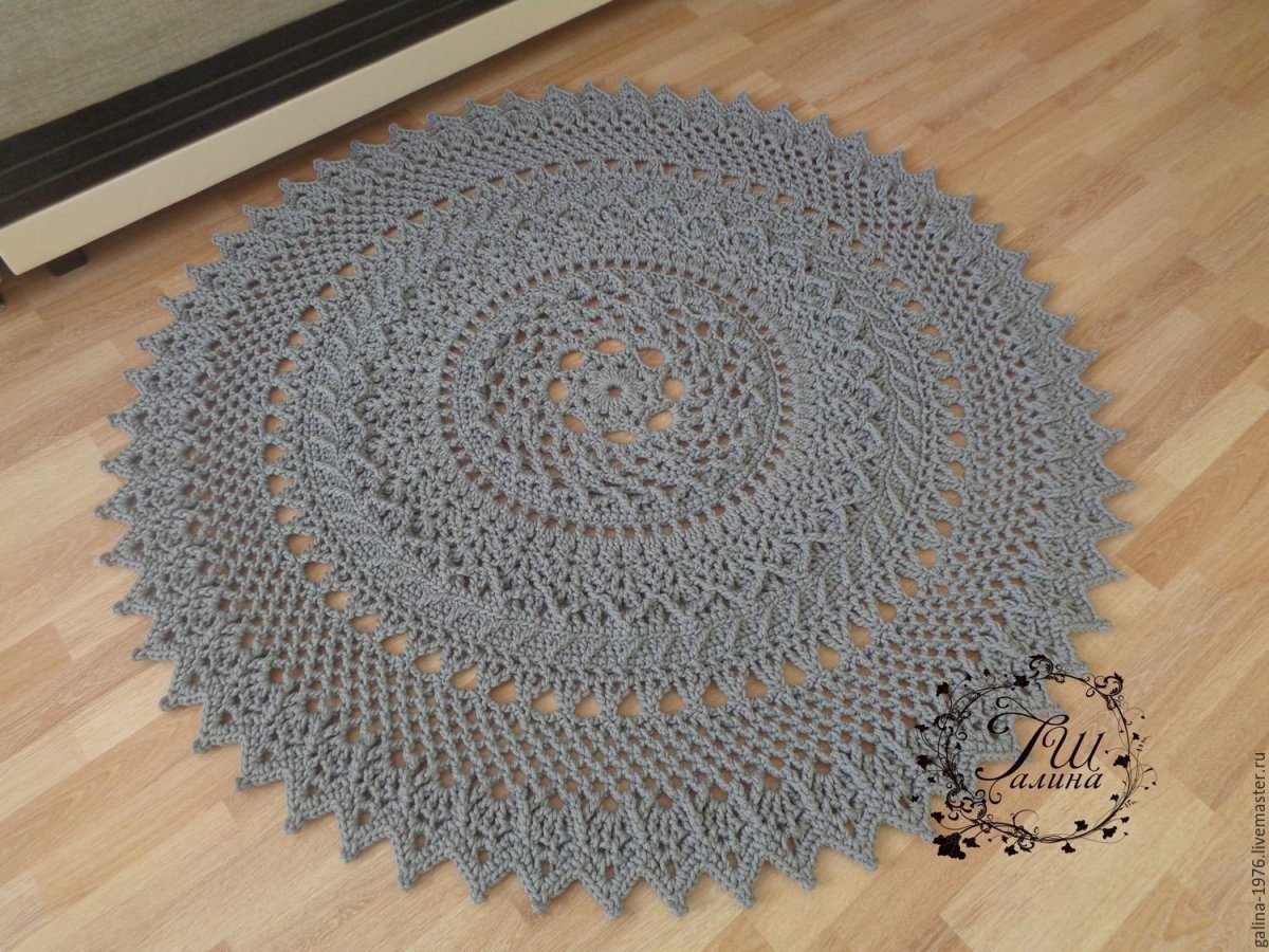 Ковер из полиэфирного шнура Наталья Алимпиева