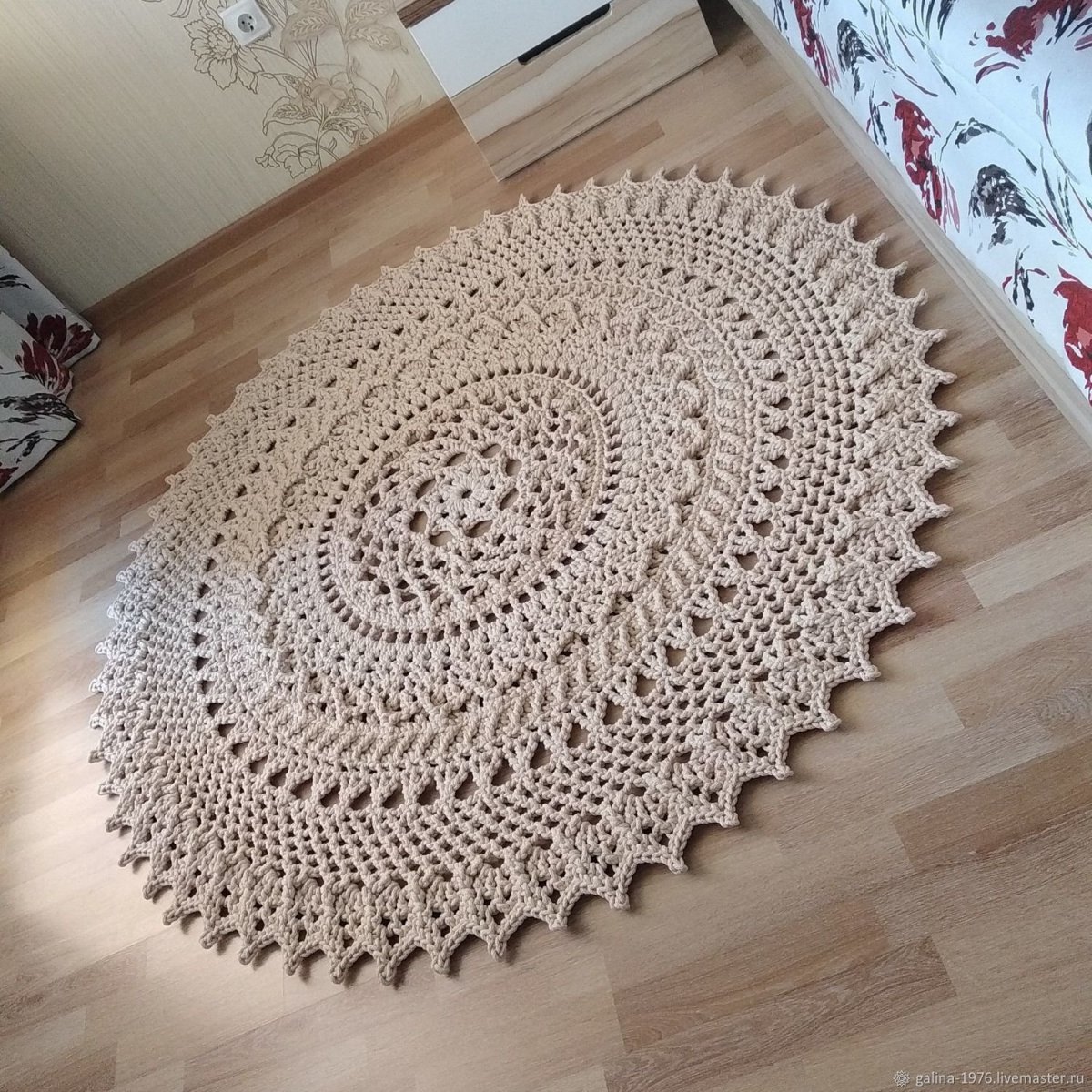 Вязаный ковер