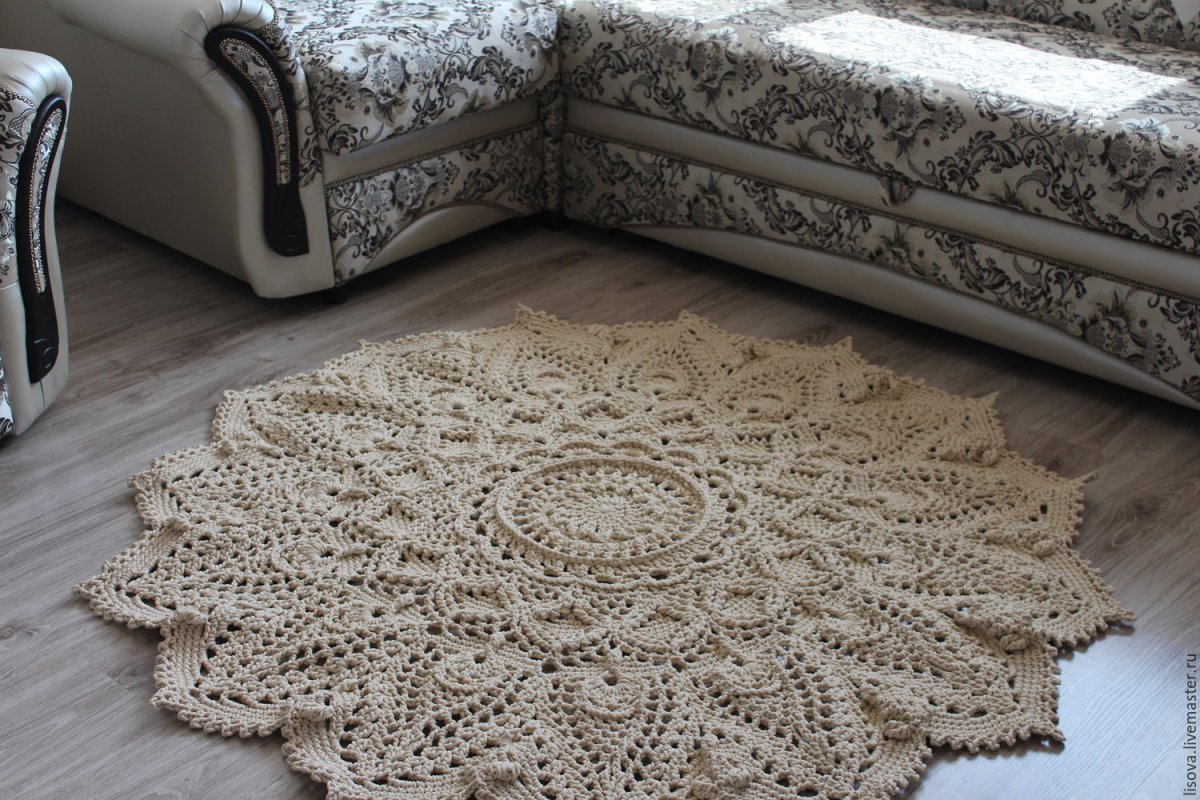 Вязаный ковер