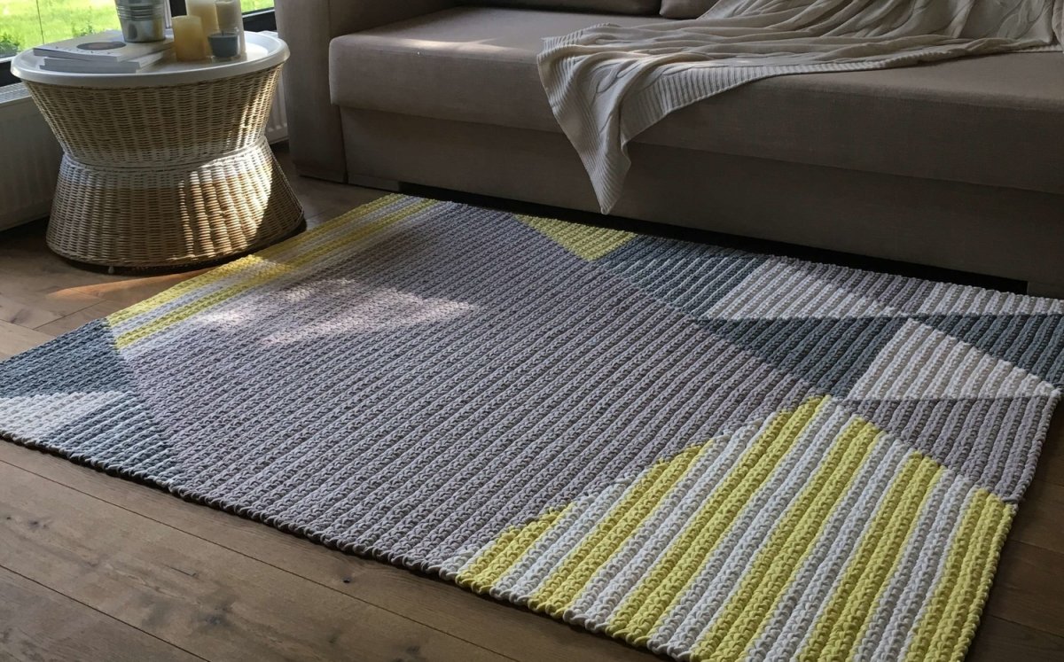 Коврик из трикотажной пряжи