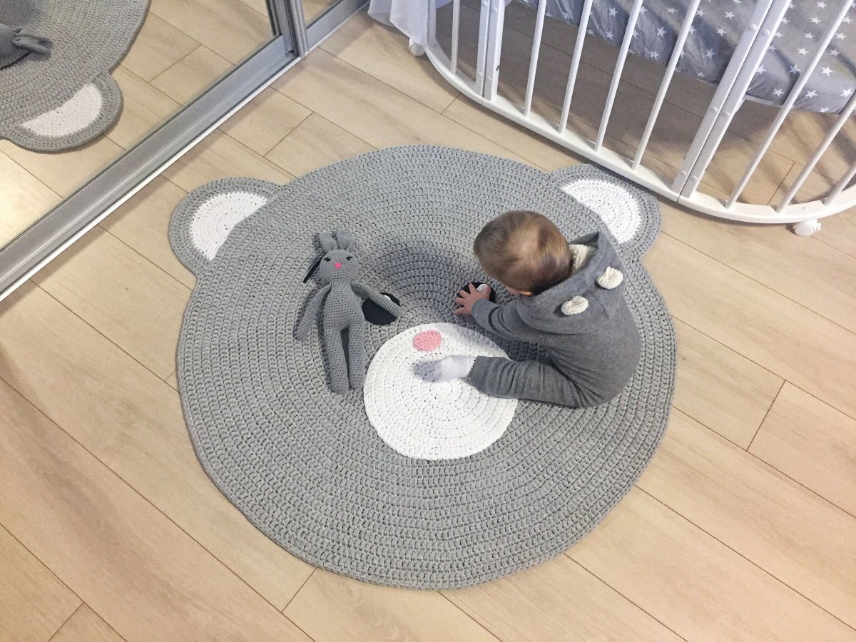 Коврик h&m с медведем