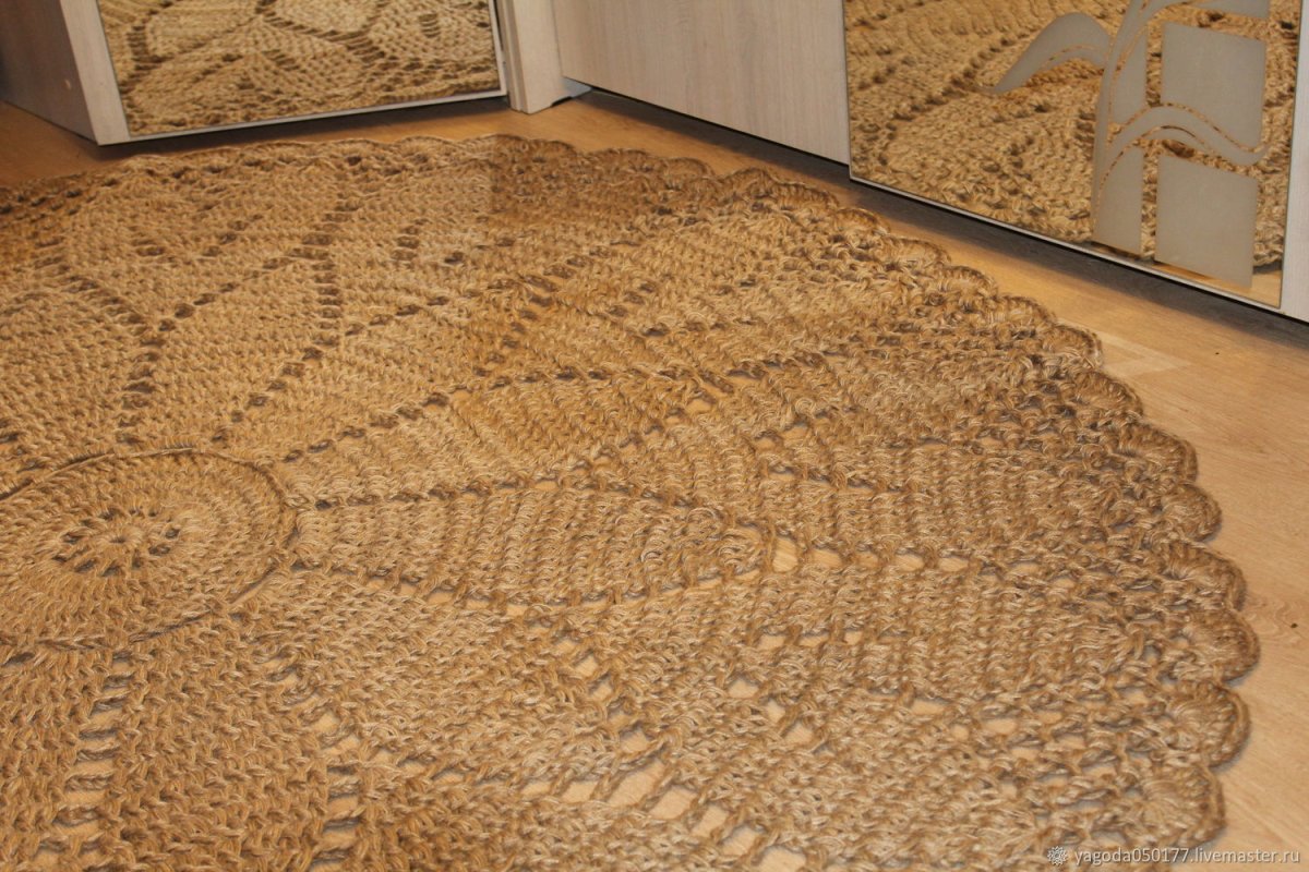 Круглый ковер из джута