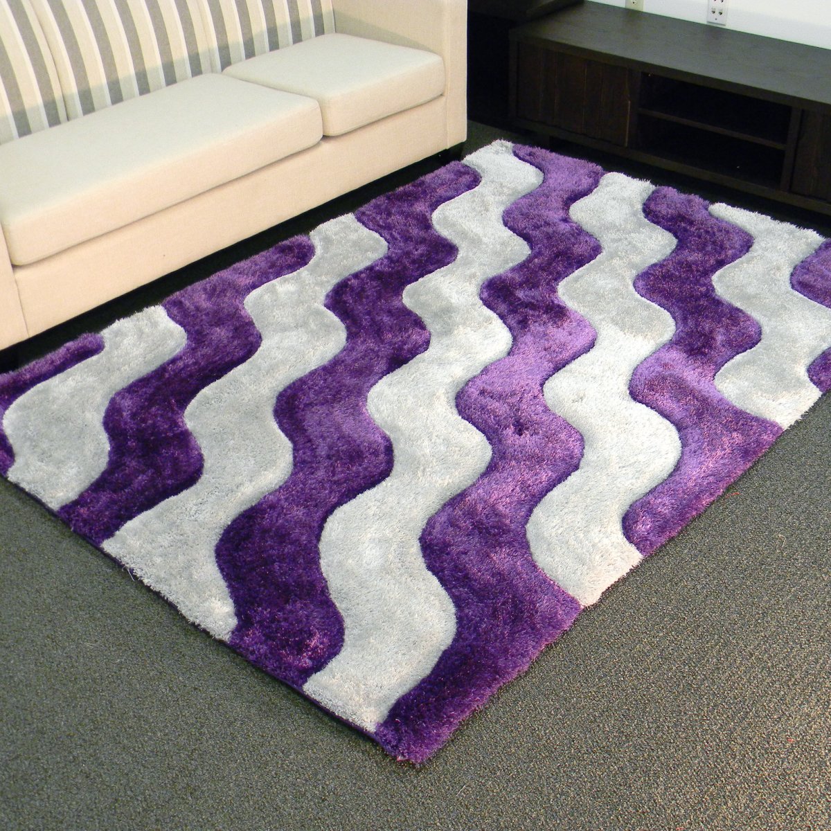 Фиолетовый ковер