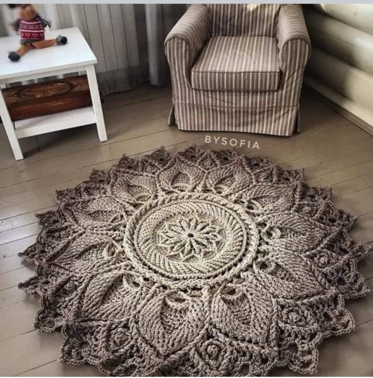 Вязаные коврики