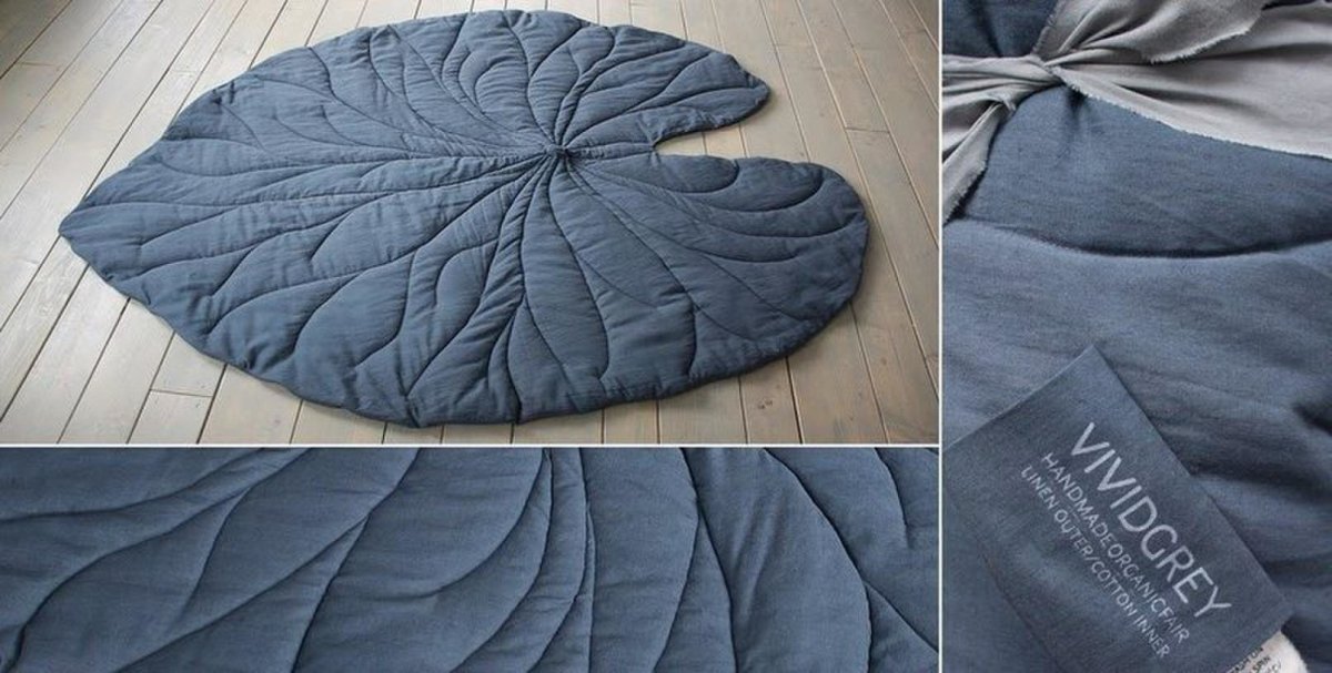 Коврик из ткани и синтепона