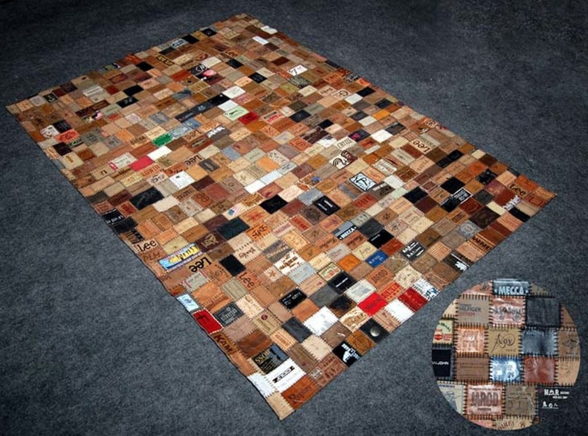 Ковер из обрезков