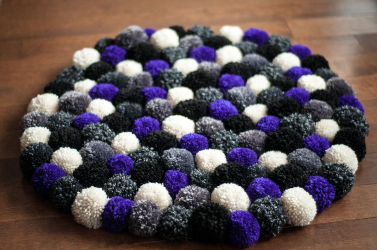 Коврик из носочков