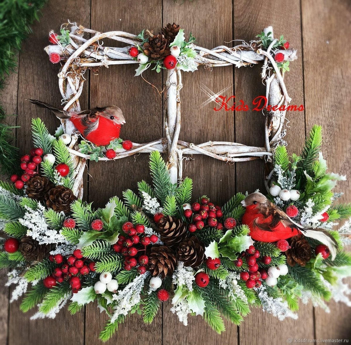 Красивые новогодние веночки из веток