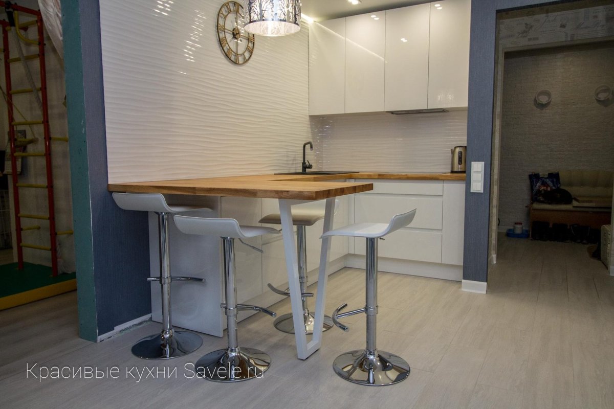 Опора барная п-образная 820 мм×550